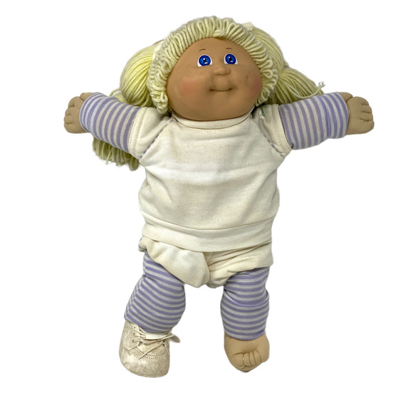 Vintage Cabbage Patch Doll Signed Original Clothes - Picture 1 of 8
